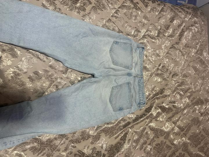 Джинсы женские светло-голубые zara