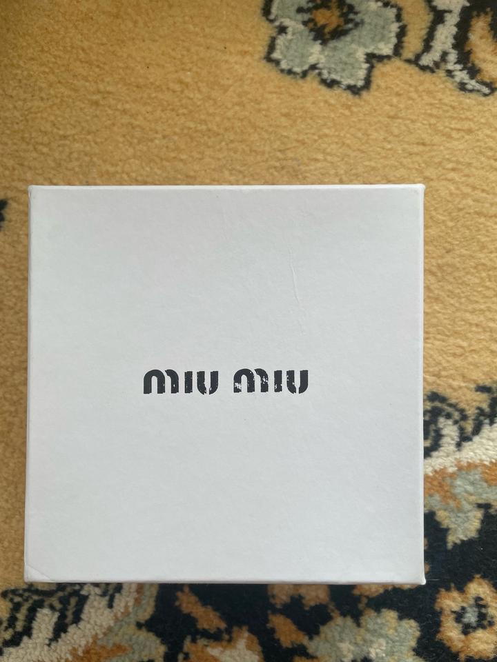 Miu Miu Коробка