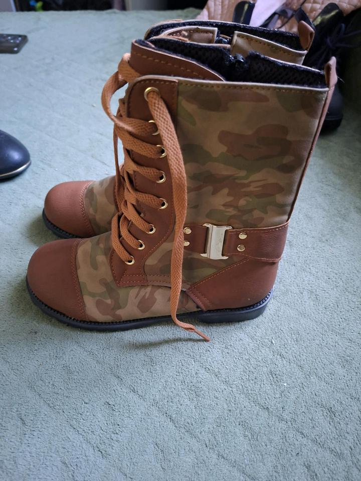 Нет бренда
