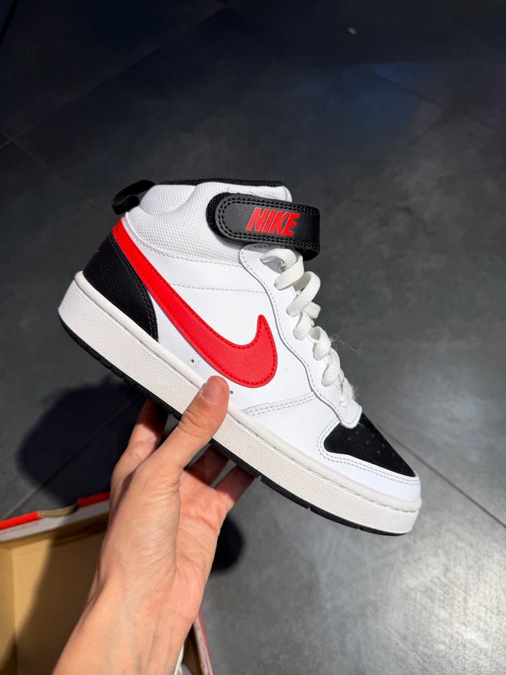 Nike (37,38,40р) Nike кеды