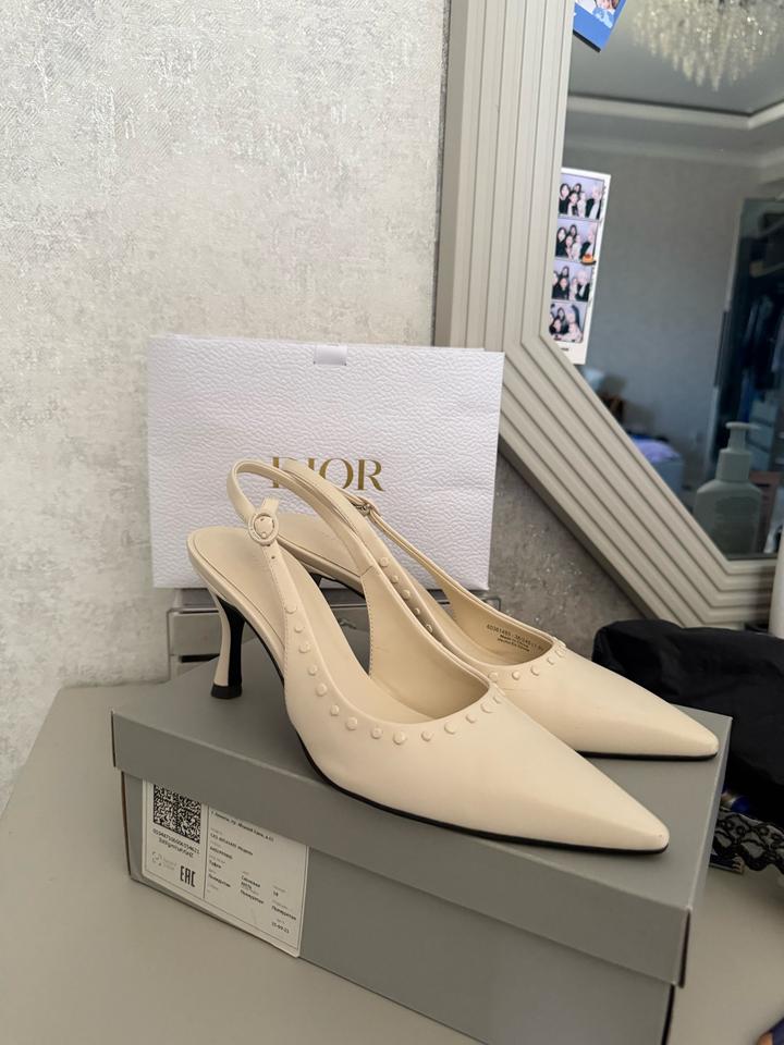 Charles & Keith