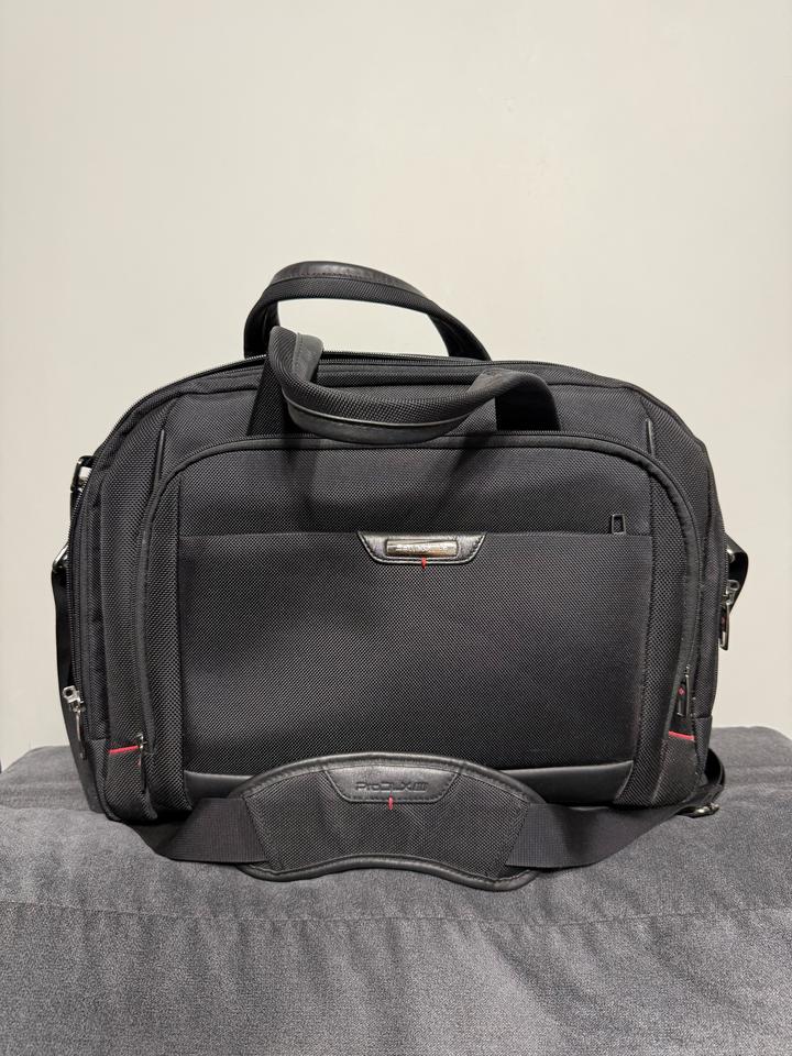 Samsonite