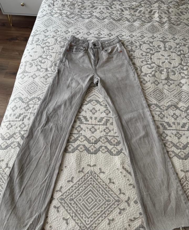 Джинсы Stradivarius xxs