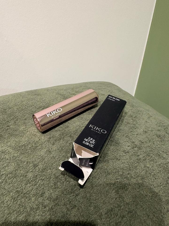 KIKO Milano Помада с PH-блеском KIKO
