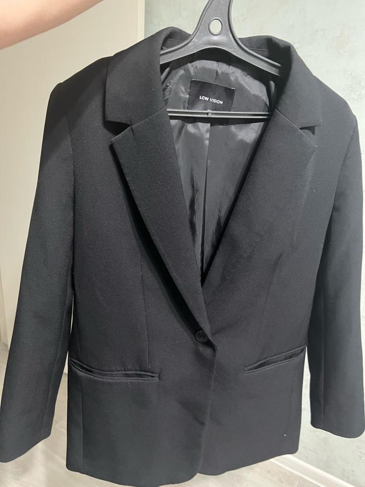 LC Waikiki Черный пиджак стильный