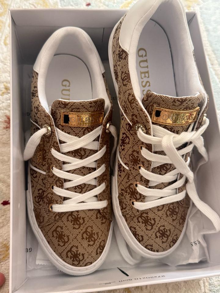 Кеды Guess
