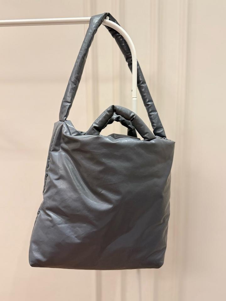 kassl editions pillow bag Amsterdam