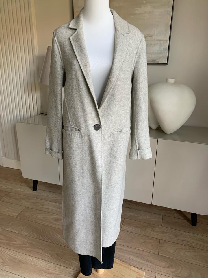 Zara Женское серое пальто