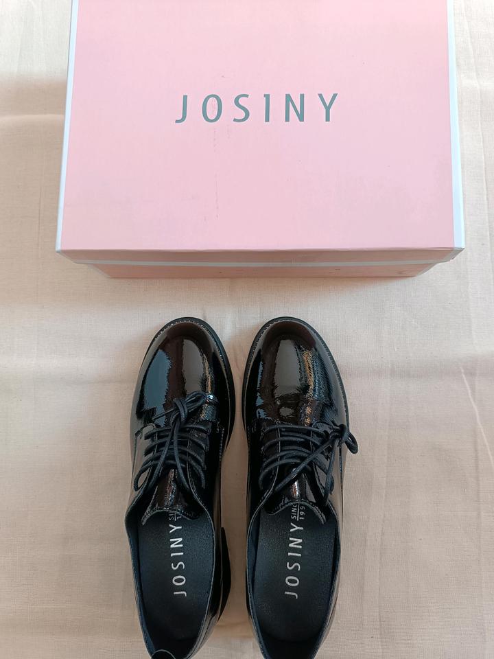 Josiny