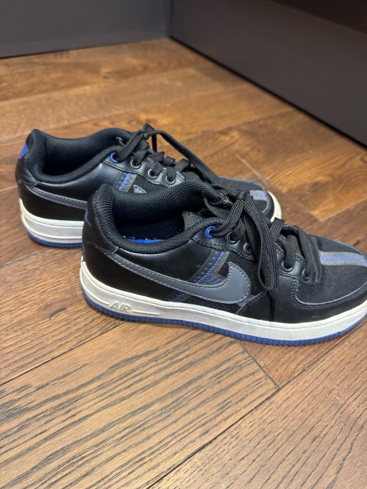 Кроссовки Nike