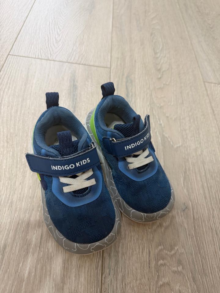 Кроссовки Indigo Kids 24