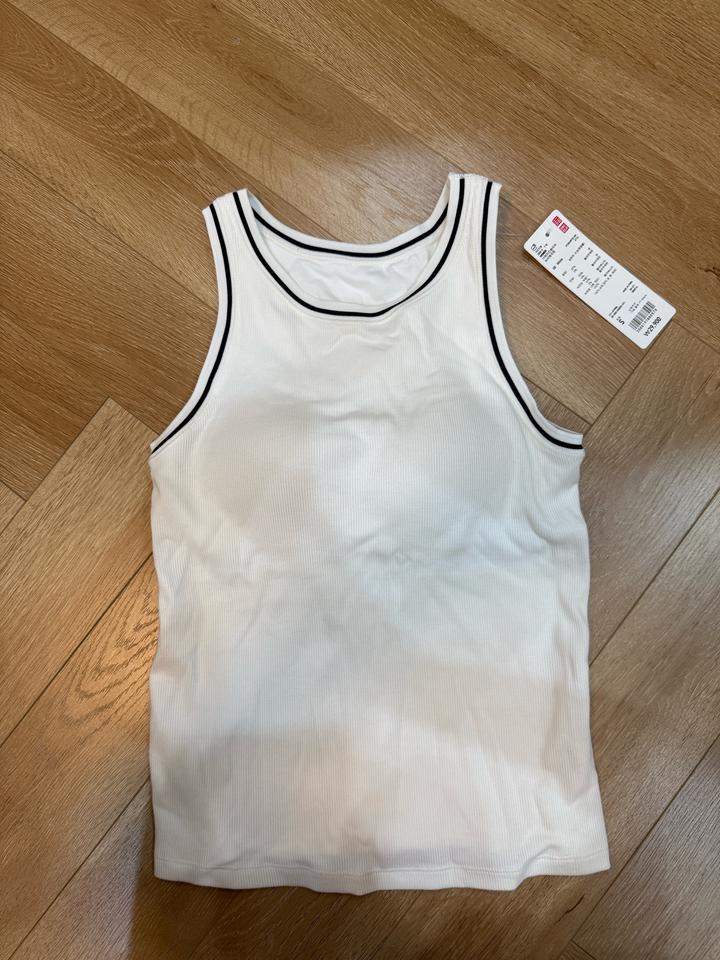 Uniqlo