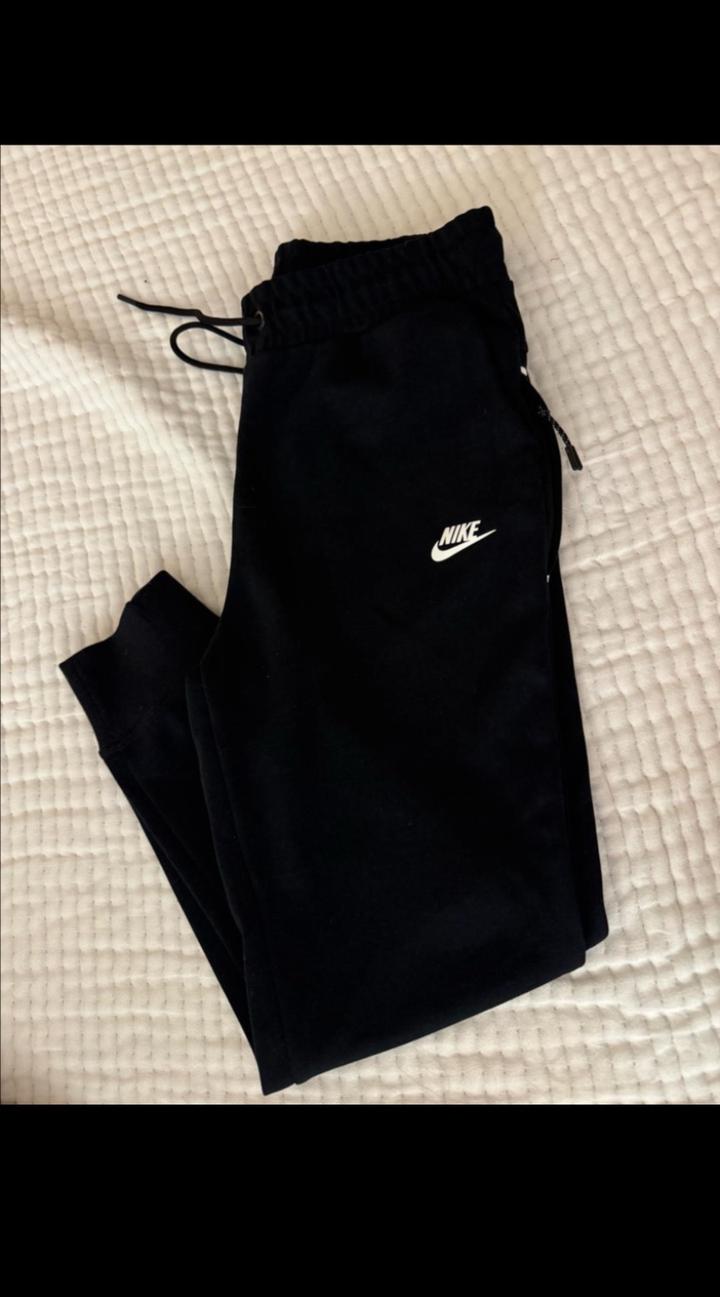 Nike спортивный костюм