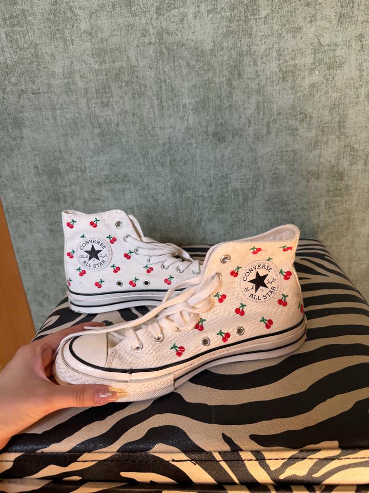 Converse