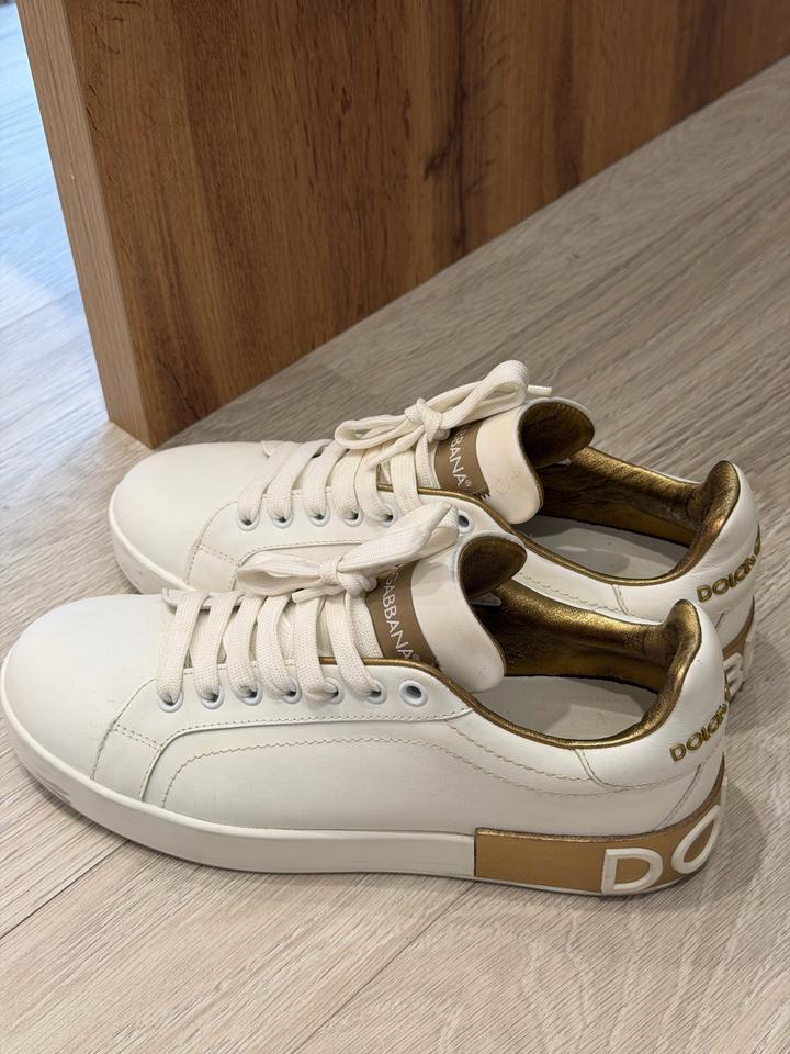Dolce & Gabbana