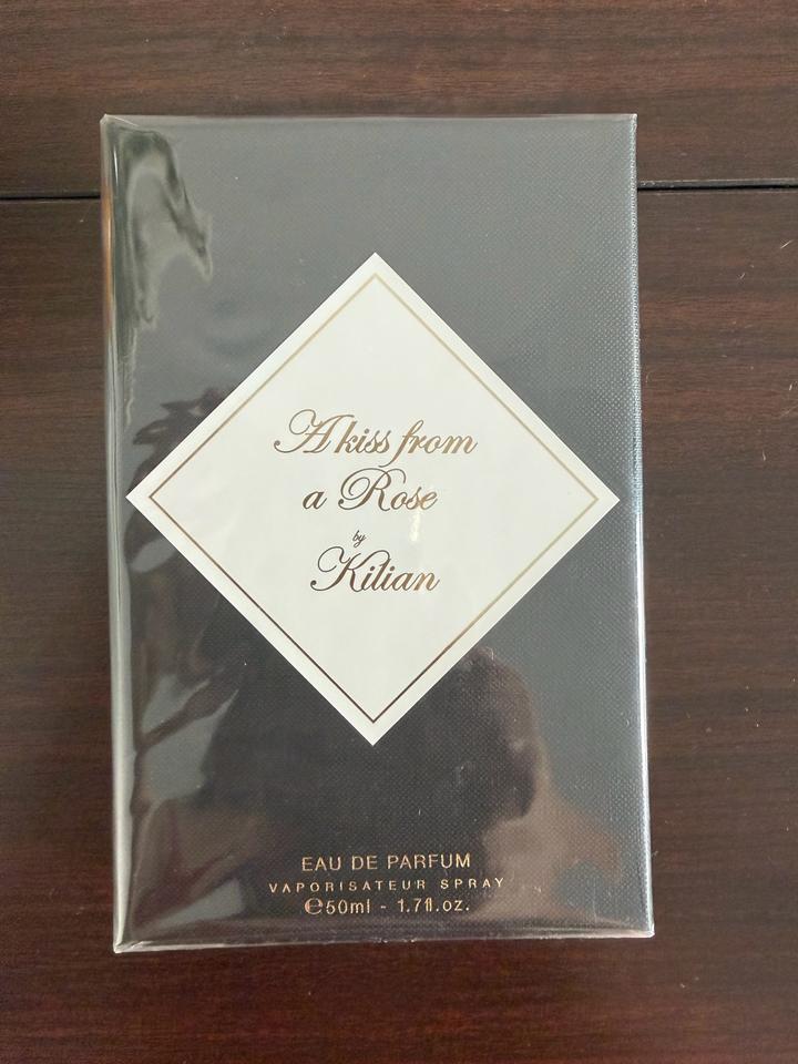 Kilian Paris Парфюмерная вода A Kiss from a Rose by Kilian, 50 мл, новый
