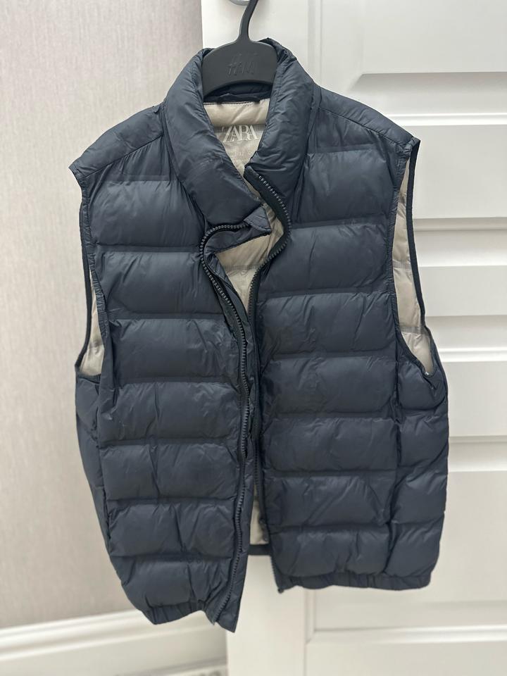 безрукавка ZARA
