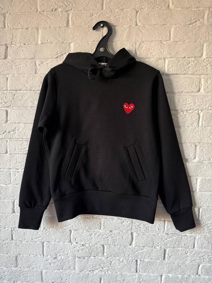 Comme des Garçons PLAY