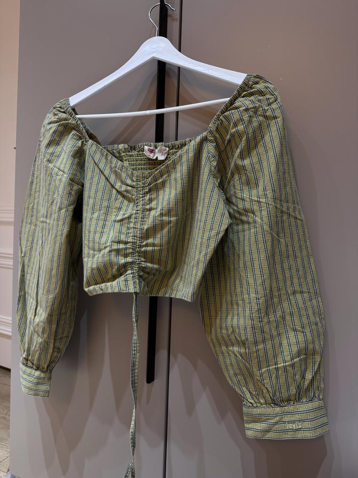 Levi's