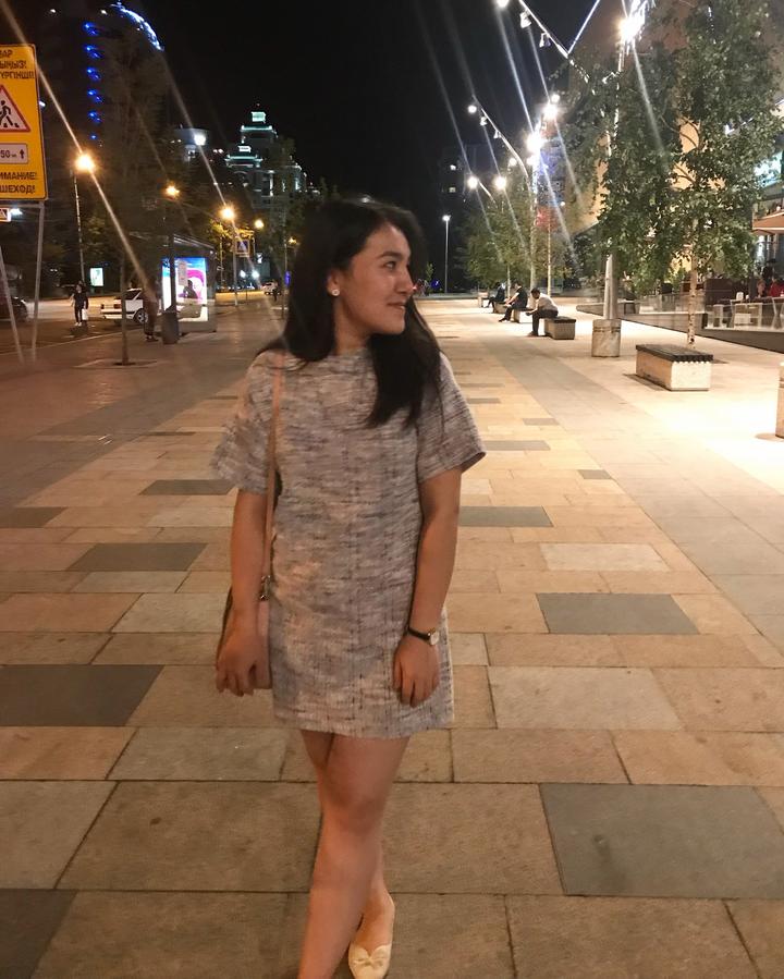 Pull & Bear Платье твидовое повседневное