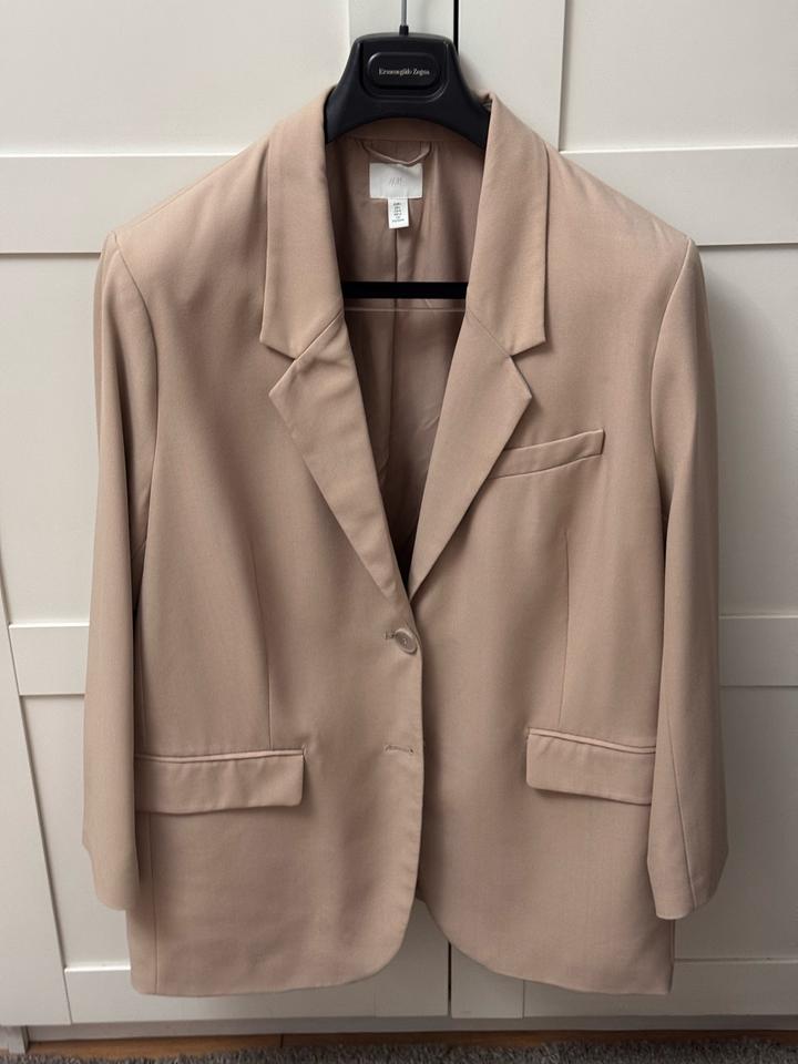 H&M