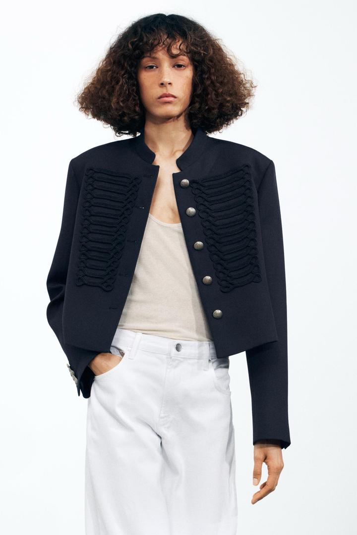 Укороченный жакет ZARA в стиле милитари