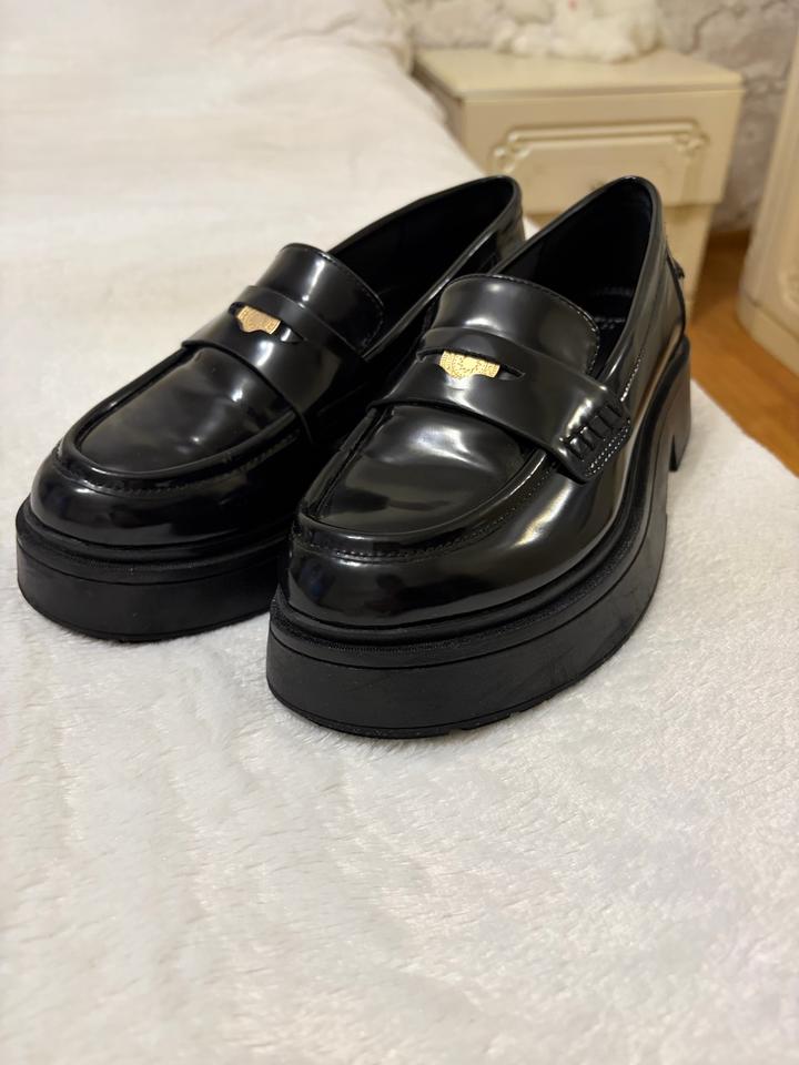 Лоферы Bershka