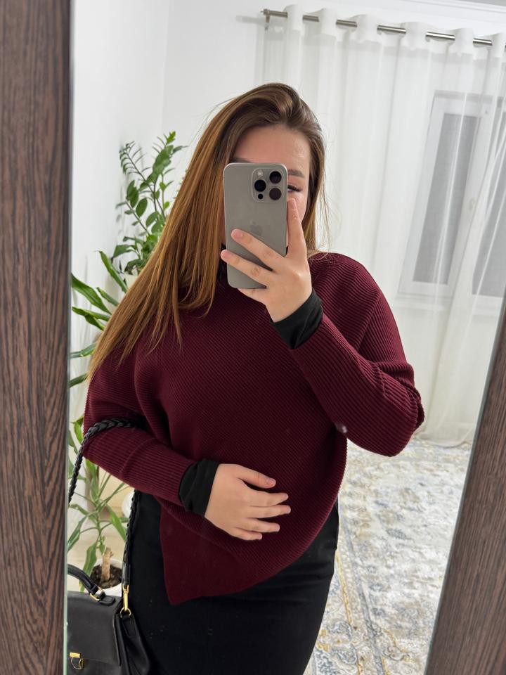 Бордовый джемпер