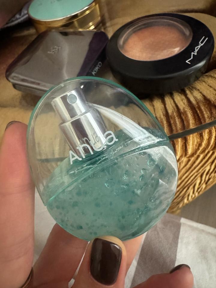 Anua glass skin