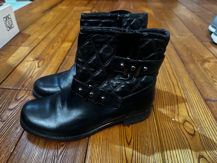 Stuart Weitzman