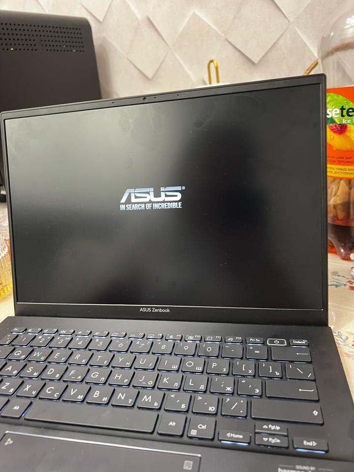 ASUS
