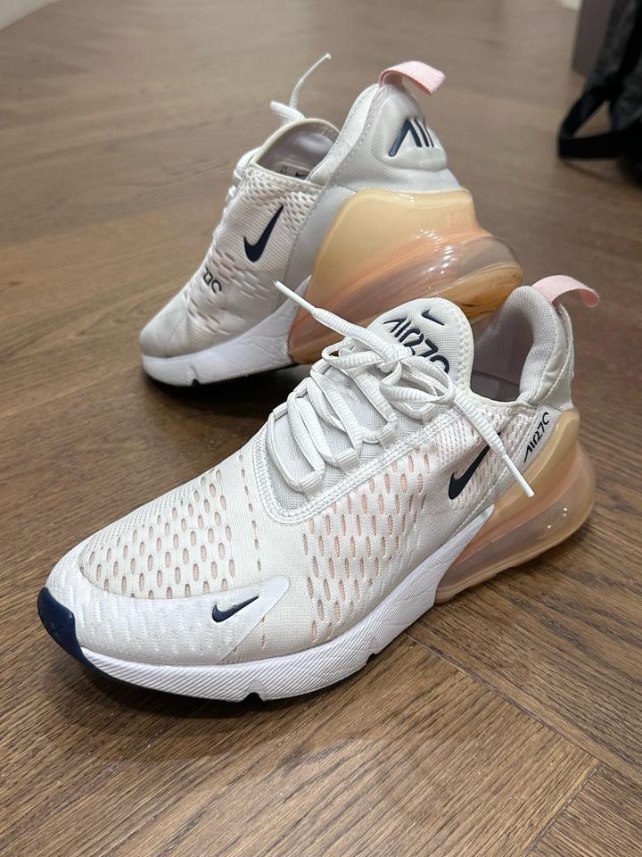 Кроссовки Nike Air Max 270