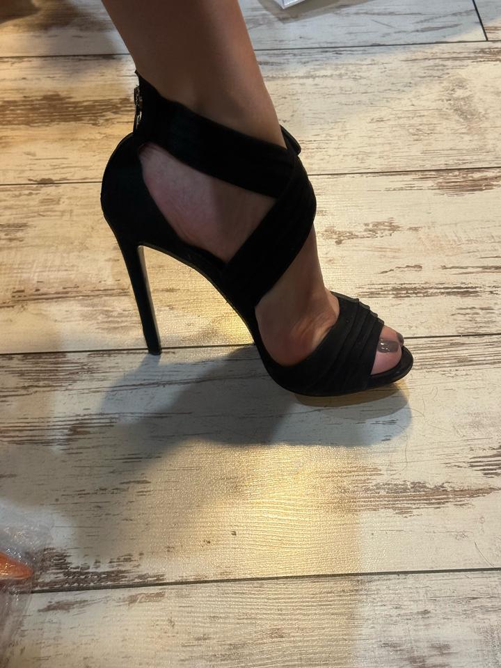 GUESS