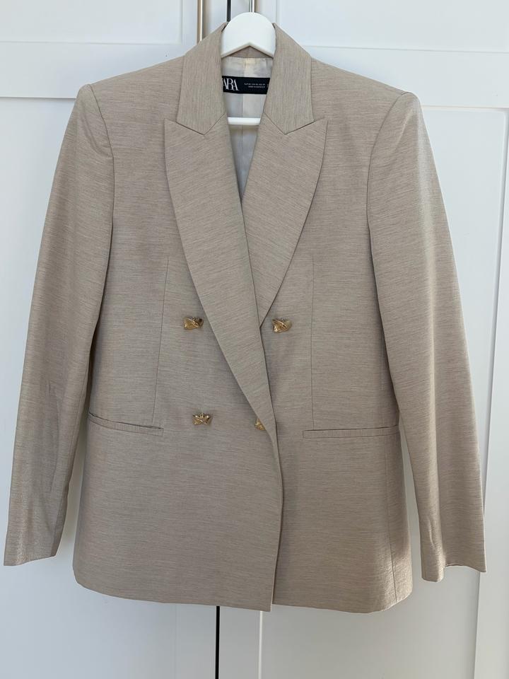 Двубортный пиджак ZARA