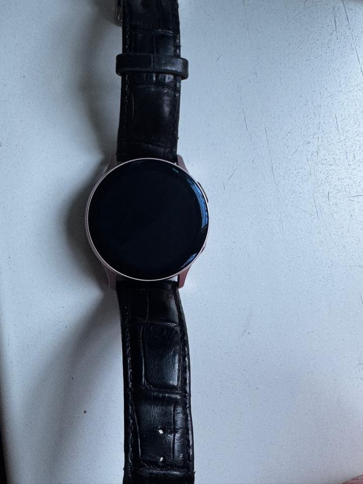 Смарт-часы Samsung Galaxy Watch Active 2
