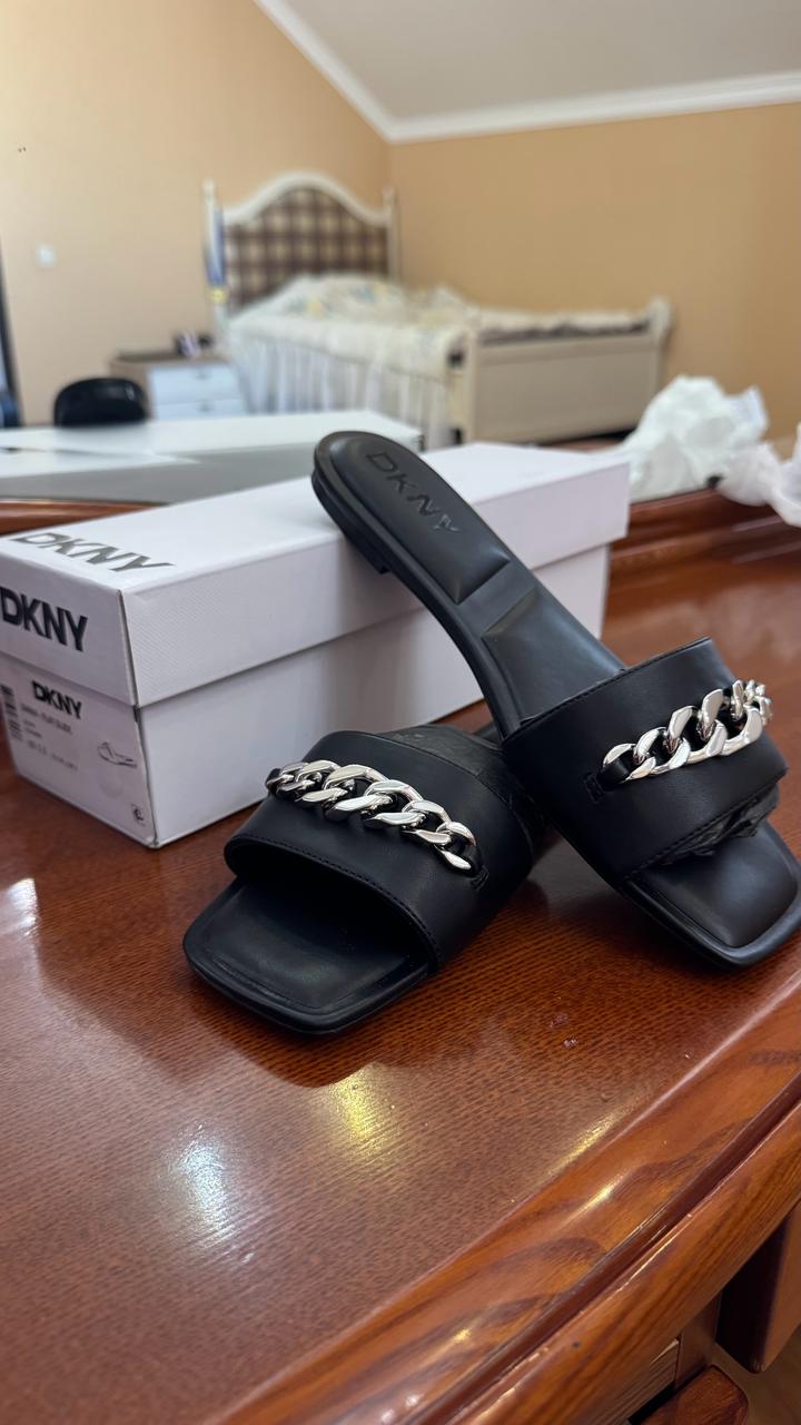 DKNY