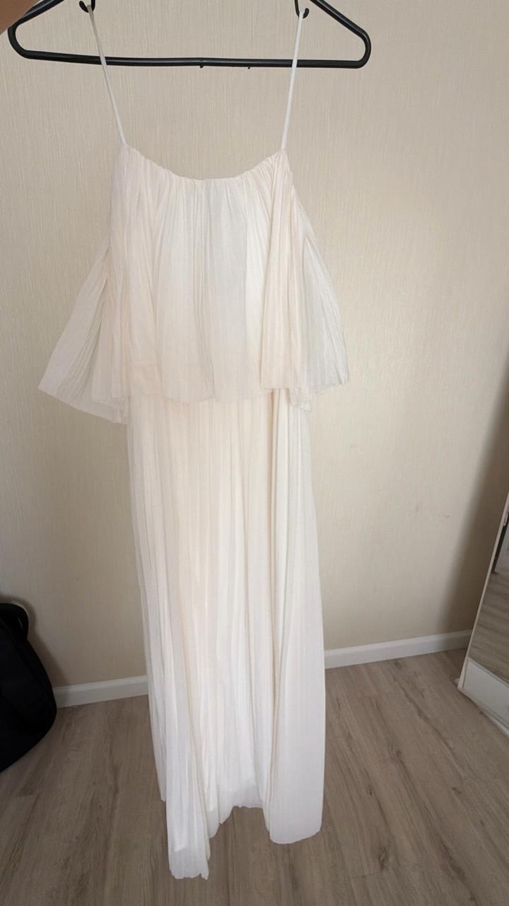 Платье Mango Collection плиссированное