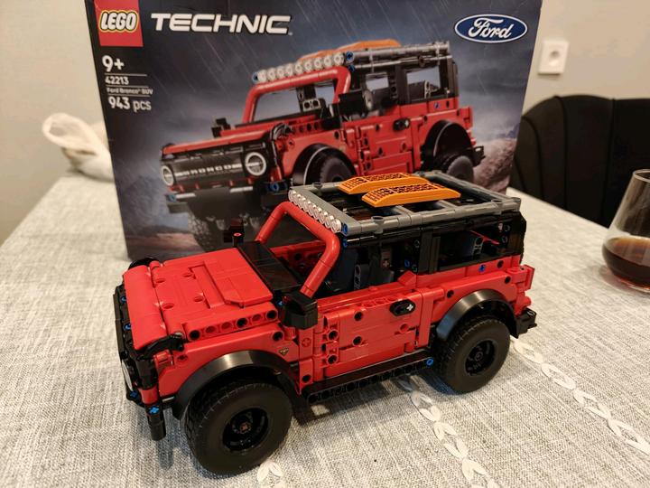 Lego Ford Bronco 42213