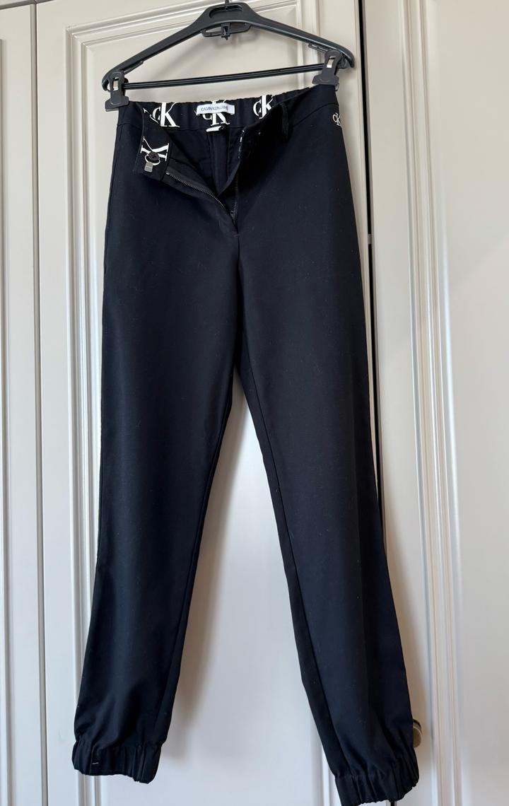 Женские брюки Calvin Klein Jeans