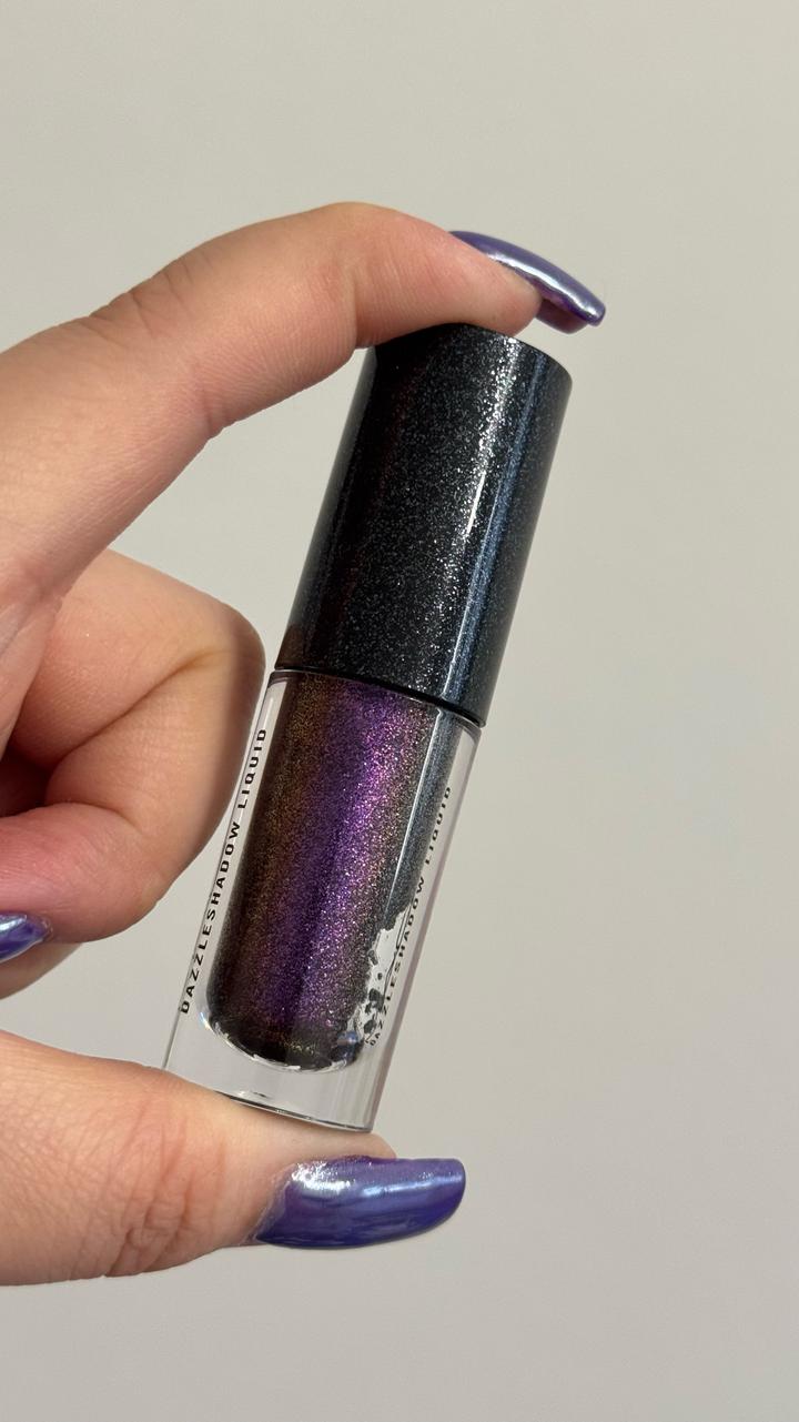 Жидкие тени для век MAC Dazzleshadow Liquid