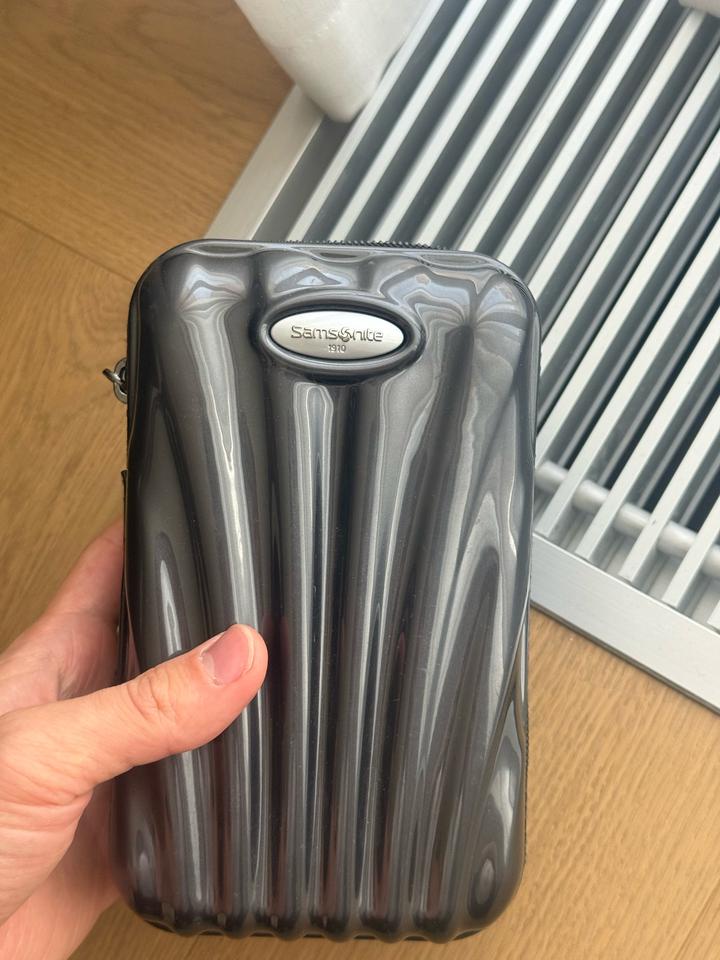 Samsonite