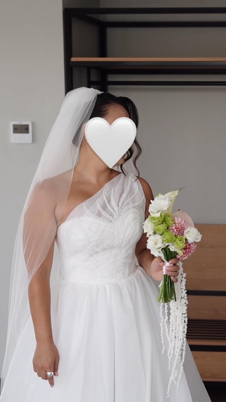 Lara Bridal