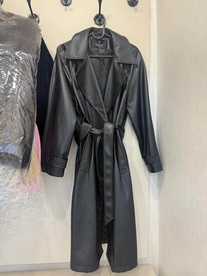 Тренч Stradivarius