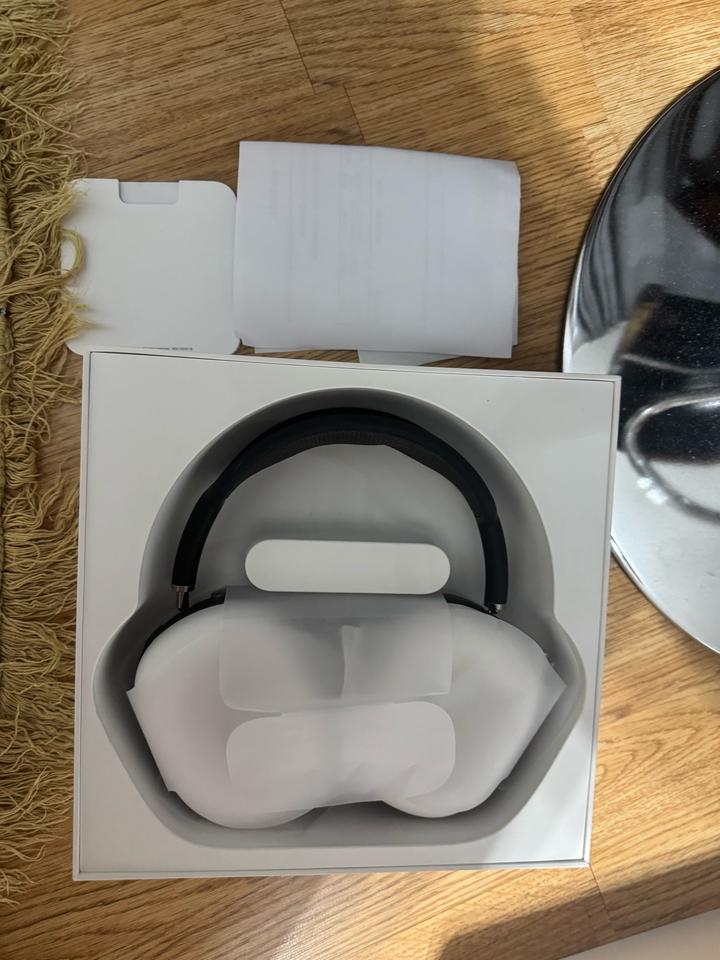 Наушники Apple AirPods Max