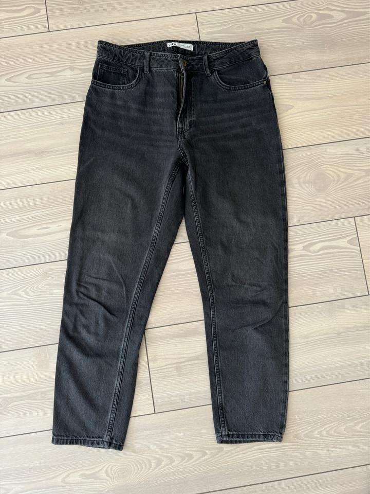 Джинсы ZARA