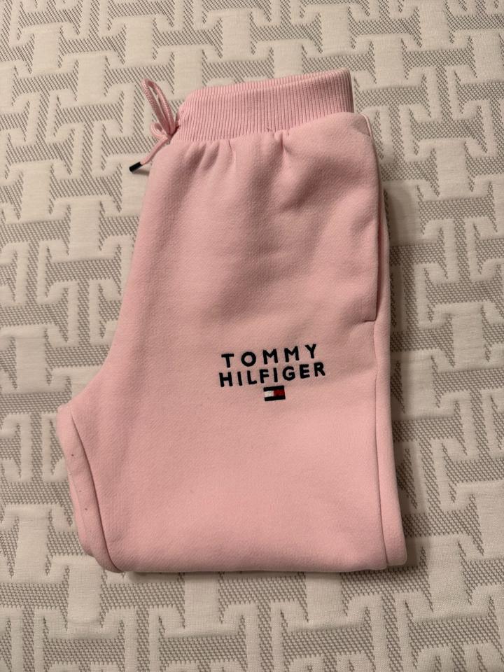 Tommy Hilfiger