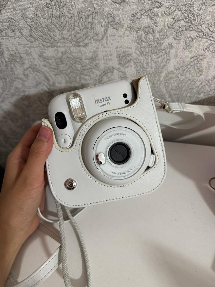 Instax