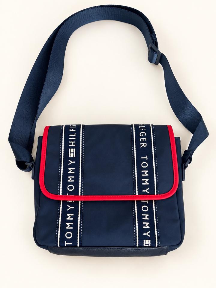 Сумка кросс-боди Tommy Hilfiger