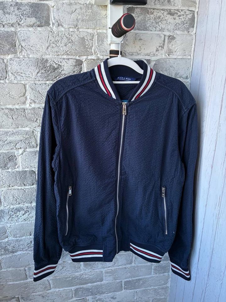 Бомбер ZARA MAN