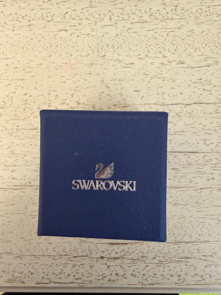 Кольцо Swarovski